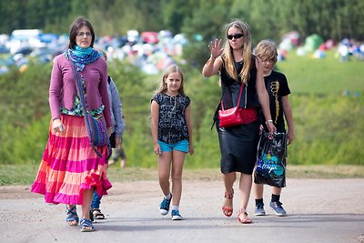 Festivalio „Mėnuo Juodaragis“ lankytojai