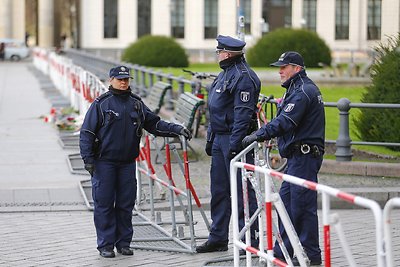 Šeštadienio rytas Paryžiuje po teroristinių atakų