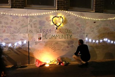 Londoną sukrėtė gaisras daugiabutyje „Grenfell Tower“