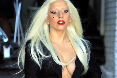 Lady Gaga apsinuogino specialiam vyriškojo „Vogue“ leidiniui „Didieji“