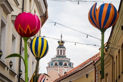 Gatvių instaliacijos: Vilniaus senamiestis 