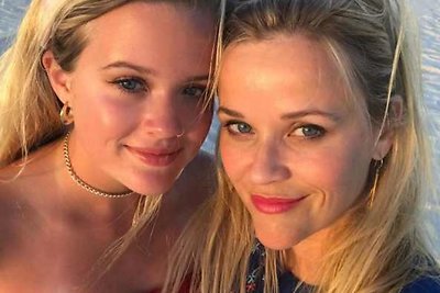 Reese Witherspoon su dukra Ava Phillippe