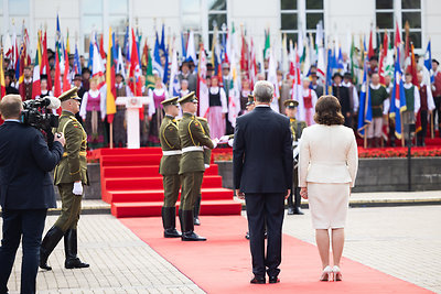 Iškilminga Respublikos Prezidento vėliavos keitimo ceremonija Simono Daukanto aikštėje