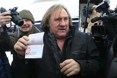 Gerard'as Depardieu ir jo naujasis rusiškas pasas