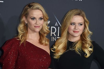 Reese Witherspoon su dukra Ava Phillippe