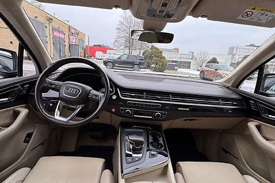 Mindaugas Lipnius pranešė apie parduodamą „Audi Q7“ automobilį