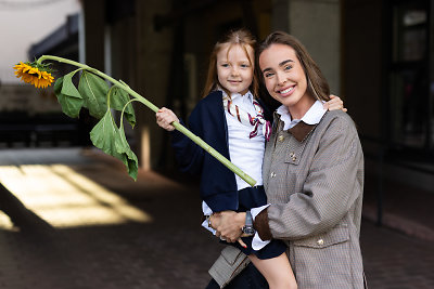 Viktorijos Siegel dukra Nicole pradėjo eiti į pirmą klasę