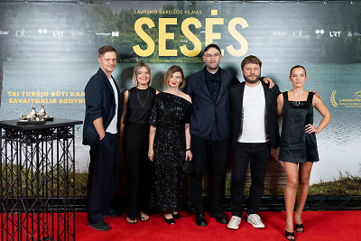 Filmo „Sesės“ premjera