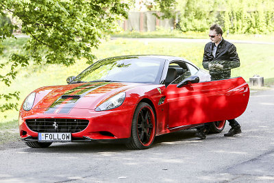 Ugnius Kiguolis ir jo „Ferrari California Novitec Rosso Race“