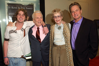 Kirkas Douglasas, Diana Douglas, Michaelas Douglas, Cameronas Douglas