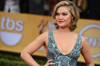 Filmo „Bornas: sunaikinta tapatybė“ žvaigždė Julia Stiles susižadėjo