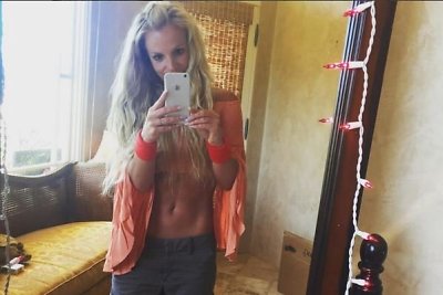 Stangrų presą parodžiusi Britney Spears tildo jos figūros kritikus