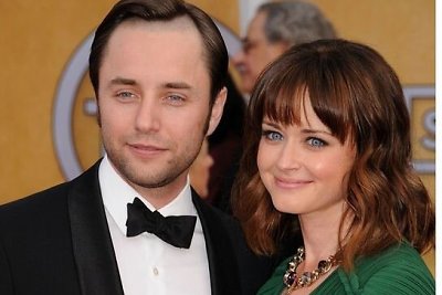 „Reklamos vilkų“ žvaigždė Vincentas Kartheiseris slapta vedė aktorę Alexis Bledel