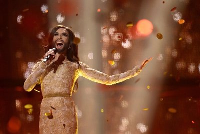 „Eurovizijoje 2014“ triumfavo barzdotasis transvestitas iš Austrijos Conchita Wurst!