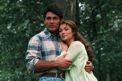 Leticia Calderon ir Fernando Colunga seriale „Esmeralda“ (1997 m.)