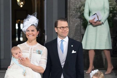 Švedijos princesė Victoria ir princas Danielis su sūnumi Oscaru ir dukra Estelle