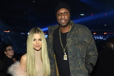 Khloe Kardashian ir Lamaras Odomas pasirašė skyrybų dokumentus