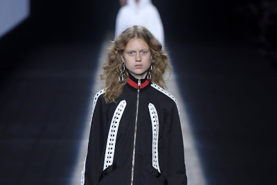 „Alexander Wang“ 2016 m. pavasario kolekcijos pristatymas 