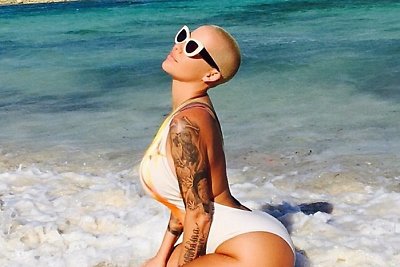 Modelis Amber Rose