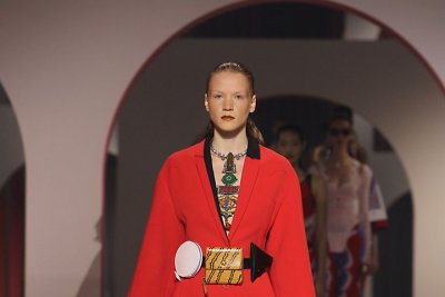 „Kenzo“ 2016 m. pavasario-vasaros kolekcijos pristatymas