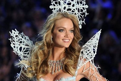 Lindsay Ellingson švenčia 29-ąjį gimtadienį