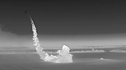 Zelenskis parodė, kaip Ukraina paleido „Flamingo“ raketas į Rusiją