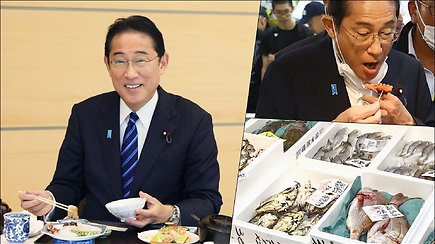 „Saugu ir skanu“: Japonijos premjeras suvalgė Fukušimos žuvies, siekia išsklaidyti visuomenės nerimą