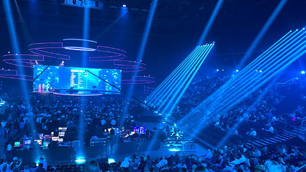 Po paskelbto „Eurovizijos“ trejetuko – arena „užbaubė“