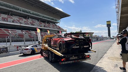RD Signs Lamborghini avarija Barselonos 24 val. lenktynių starte ir Audriaus Butkevičiaus komentaras