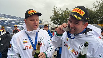 Rokas Steponavičius ir Dovydas Ketvirtis – FIA Motorsport Games bronzos laimėtojai