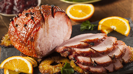 Pasakiškai skanaus kiaulienos kepsnio paslaptis – kokybiška mėsa ir geras receptas