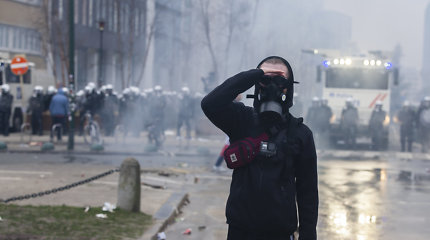 Briuselyje per protestą prieš COVID-19 suvaržymus miestui padaryta didžiulės žalos