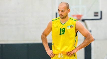 Rolandas Alijevas grįžta į profesionalų krepšinį – žais NKL lygoje