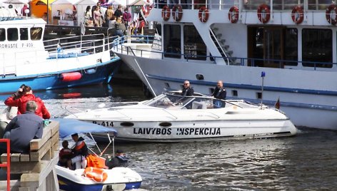 Per šventę laivus tikrino inspektoriai.