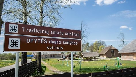 Rekomenduojama apsilankyti Upytės tradicinių amatų centre