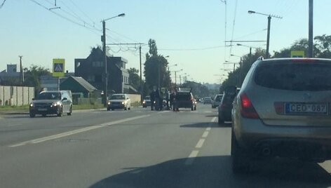 Raudondvario plente Kaune partrenkta pėsčioji