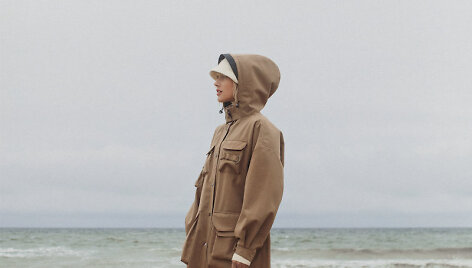 &bdquo;Ducktail Rainwear&ldquo; naujos kolekcijos modelis