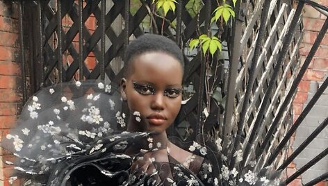 Adut Akech 