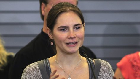 Kambario draugės nužudymu įtariama Amanda Knox