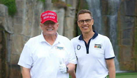 Donaldas Trumpas ir Alexander'as&nbsp;Stubbas