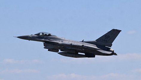 Naikintuvas F-16 / JANA RODENBUSCH / REUTERS