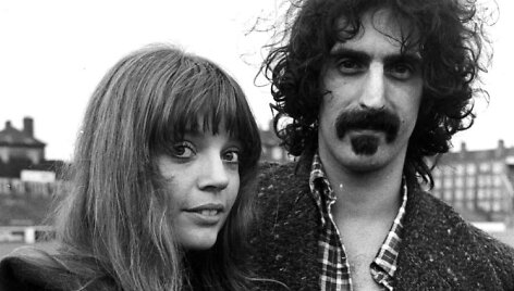 Frankas Zappa su žmona Gail Zappa (1972 m.)