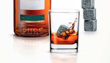 Naujasis viskis „Scottish Pure Whisky“