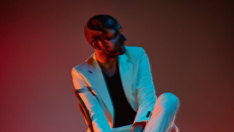 Jamesas Lavelle i&scaron; &bdquo;UNKLE&ldquo;
