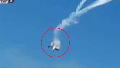 Aviacijos &scaron;ventėje &Scaron;veicarijoje susidūrė su lėktuvai