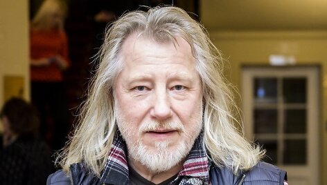 Algirdas Latėnas 