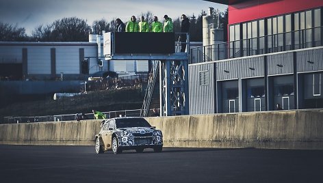 „Skoda Fabia WRX“ testų metu