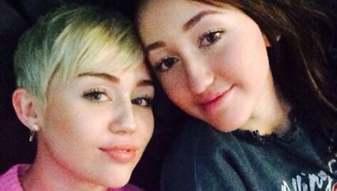 Miley Cyrus ir Noah Cyrus