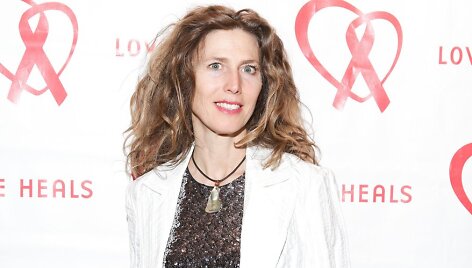 Sophie B. Hawkins