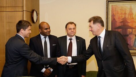 Premjeras Algirdas Butkevičius priėmė &bdquo;Uber&ldquo; atstovus